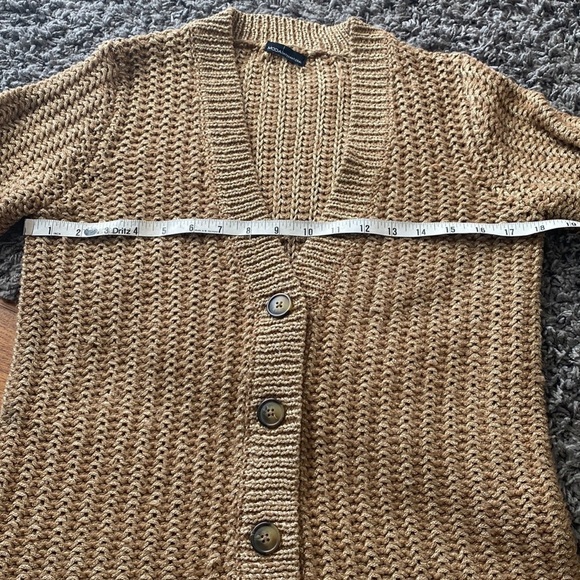 MODA International Gold Metallic Thick Long Sleeve Button Down Cardigan Sweater - Picture 7 of 11
